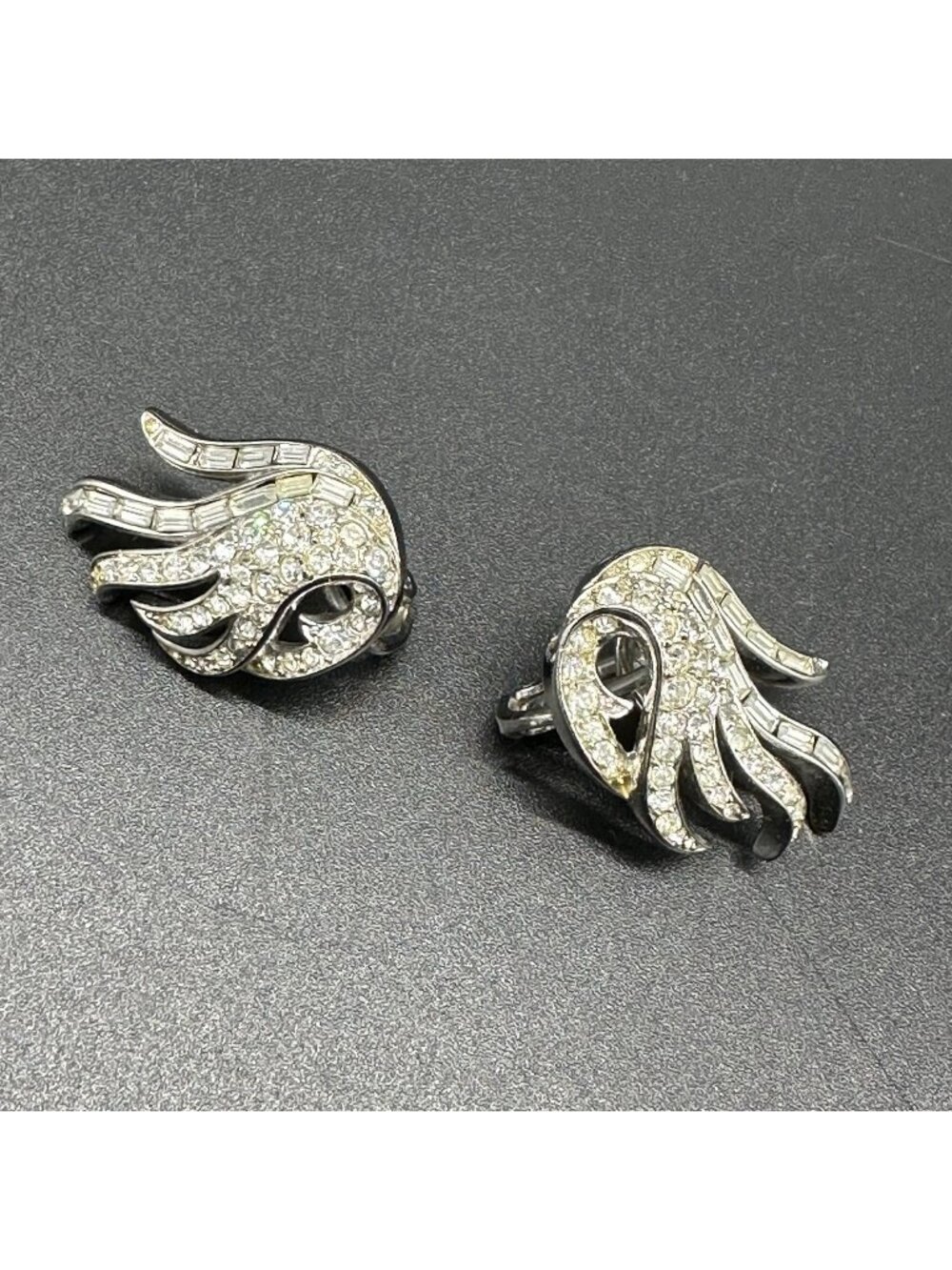 Vintage Crown Trifari Clip On Earrings Rhinestone Flame Silver Tone Retro